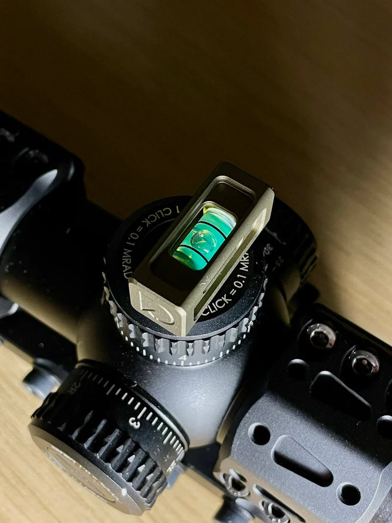 Poziomica bąbelkowa dla luneta celownicza | magnetyczna