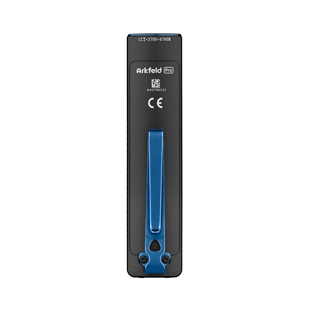 Olight Arkfeld Pro | płaska latarka EDC 3-w-1 | 1.300 lm